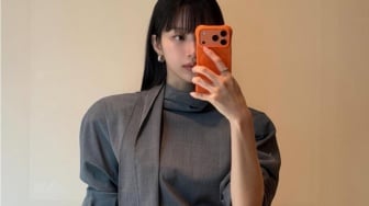 Rayakan Malam Tahun Baru dengan 4 Outfit Dinner ala Moon Ga Young