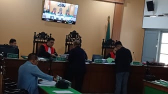 Penggugat Citizen Lawsuit Ijazah Jokowi Serahkan 33 Alat Bukti, Sebagian Tidak Valid