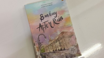 Ulasan Novel Bandung After Rain: Cita Rasa Cinta dan Budaya Lokal yang Khas