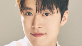 Gong Myoung Alami Gangguan Pendengaran Mendadak, Syuting Sementara Ditunda