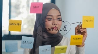 Harapan di Penghujung 2025: Kekecewaan Kolektif dan Ruang Refleksi Pribadi