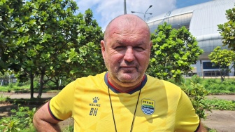 Bojan  Hodak Berharap Persib Bandung Tetap di Puncak Klasemen Hingga Akhir Musim