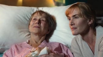 Review Film Goodbye June: Debut Penyutradaraan Kate Winslet yang Hambar?