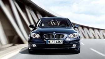 5 Rekomendasi Mobil Mewah Bekas yang Kini Seharga LCGC, Naik Kelas Tak Harus Mahal