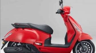 Mirip Vespa Tapi Lebih Canggih, Honda Rilis Skutik Retro Edisi Imlek 2026 Harga Pas Di Kantong
