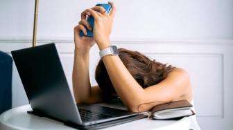 Sering Cemas Hari Senin? Inilah Mengapa Gen Z Rentan Kena Monday Blues