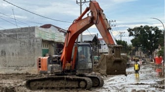 Melihat dari Jauh, Jalan yang Kembali Terbuka dan Pemulihan Hidup Sumatera