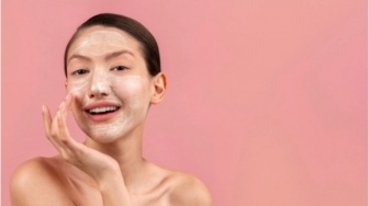 4 Peeling Gel Salicylic Acid untuk Eksfoliasi dan Atasi Bruntusan di Wajah
