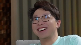 Jadi Tersangka, Dokter Richard Lee Malah Sibuk Kritik Pandji Pragiwaksono: Pret Lah!