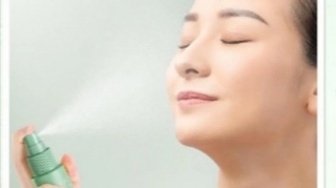 4 Face Spray Lokal, Solusi Anti-Ribet Wajah Glowing dan Lembap Setiap Hari