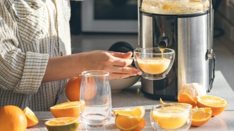 4 Blender Portable Mini untuk Bikin Jus Buah bagi Pekerja Kantoran, Praktis dan Cepat