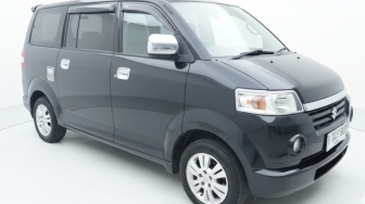 Adu Mobil Seharga NMax tapi Muat 8 Penumpang: Pilih Mitsubishi Maven atau Suzuki APV?