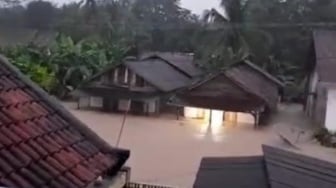 Air Naik Saat Warga Terlelap, 7 Fakta Banjir Rendam Tujuh Desa di OKU Timur