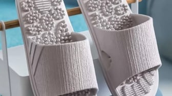 7 Sandal Pijat Kesehatan untuk Orang Tua, Mulai Rp20 Ribuan Bisa Lancarkan Aliran Darah