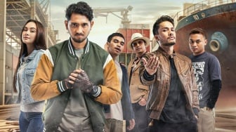 Tinggalkan Zona Nyaman, Arya Saloka Jadi Anjelo dan Preman di Series Algojo