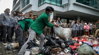 Kontrak Ratusan Ton Sampah Tangsel ke Cileungsi Terbongkar