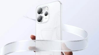 Oppo Reno 15 Pro Mini Debut: Bodi Mirip iPhone 17, Harga Lebih Murah