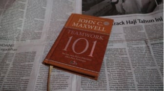 Buku Teamwork 101, Keberhasilan Datang dari Kerja Sama