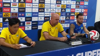 Rekor Tak Tersentuh! Persib Empat Laga Tak Terkalahkan dari Persija, Bojan Hodak Pede