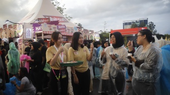Gaet Anak Muda, Mahsuri Luncurkan Saus Sachet di Kerlap Kerlip Festival 2025