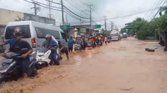 Hindari Titik Ini! Banjir Rendam Jalur Pantura Kudus