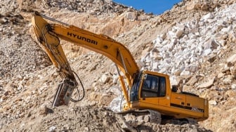 Kepekaan Perempuan Terhadap Bencana, Mengapa Kepedulian Dianggap Ancaman?