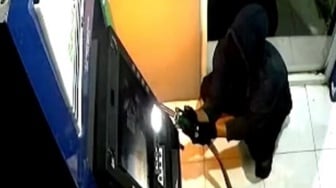Dua Pembobol ATM Dengan Las Ditangkap Polisi