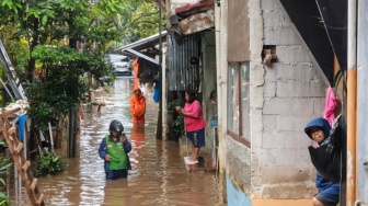 7 Cara Mudah Bersihkan Lumpur di Rumah Setelah Banjir, Dijamin Lebih Sehat