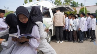 PTBA Salurkan Beasiswa Ayo Sekolah untuk Dukung Pendidikan Inklusif dan Berkelanjutan