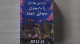 Cinta Antara Jakarta dan Kuala Lumpur: Novel Tere Liye Minim Konflik dengan Rasa yang Mendalam