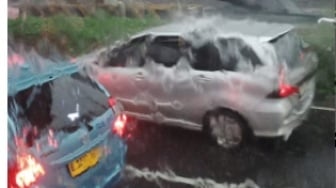 Cerita Senin Pagi di Jakarta: Perjuangan Menembus Hujan dan Harapan Fasilitas Publik Inklusif