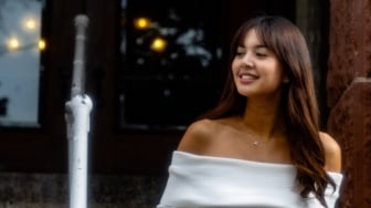 Link Download Gratis Ebook PDF Buku Broken Strings, Memoar Pilu Karya Aurelie Moeremans