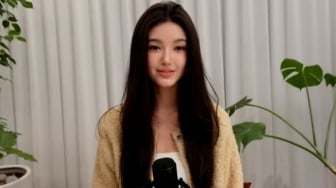 Lakukan Live Broadcast, Danielle Buka Suara Usai Keluar dari NewJeans