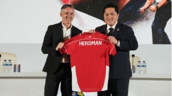 Tak Terlibat dalam Pemilihan Pelatih Baru, Sebuah Cara Cuci Tangan Model Baru dari Erick Thohir?