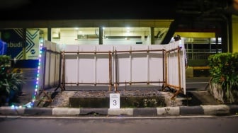 Penampakan tempat bekas tiang monorel usai dibongkar di Jalan H. R. Rasuna Said, Jakarta, Rabu (14/1/2026). [Suara.com/Alfian Winanto]