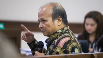 Eks Kepala PPATK Yunus Husein bersaksi pada sidang gugatan PT CMNP terhadap PT MNC Asia Holding di Pengadilan Negeri Jakarta Pusat, Rabu (14/1/2026). [Handout]