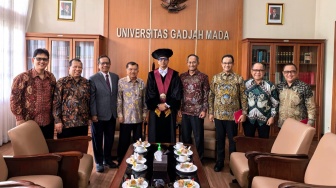 Zainal Arifin Mockhtar Jadi Guru Besar UGM, Jusuf Kalla: Kritik Bagian dari Demokrasi