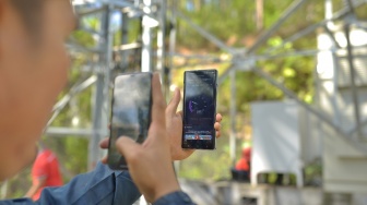 Jaga Konektivitas Warga di Huntara, Telkomsel Perkuat Akses Internet