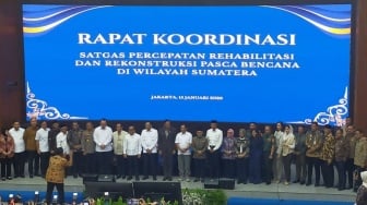 Mendagri Pimpin Rakor Satgas Percepatan Rehabilitasi dan Rekonstruksi Pascabencana Sumatra