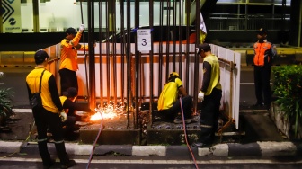 109 Tiang Monorel Mangkrak di Rasuna Said Mulai Dibongkar