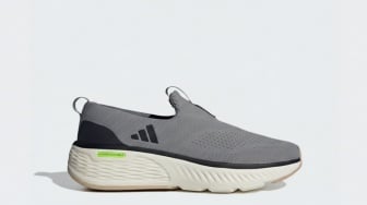 5 Sepatu Adidas Tanpa Tali untuk Aktivitas Sehari-hari dengan Bantalan Nyaman