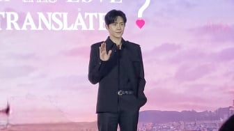 Kim Seon-ho Berjuang 4 Bulan Belajar 3 Bahasa Demi Peran Penerjemah di Can This Love Be Translated