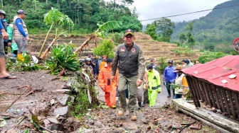 Akses Terputus Sepekan, Kepala BNPB Instruksikan Percepatan Penanganan Longsor Jepara