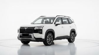 Wuling Luncurkan Mobil Seharga 2 Yamaha XMAX, BYD Atto 1 Kalah Murah