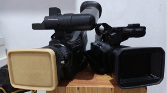 Dari Kaset ke SD Card: Bagaimana Teknologi Mengubah Cara Kita Mengabadikan Momen