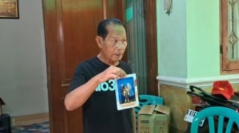 Pesawat ATR 42-500 Hilang Kontak di Maros Sulsel, Keluarga Penumpang Masih Menunggu Kabar