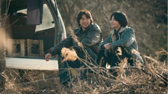 Netflix Rilis First Look Song Hye Kyo dan Gong Yoo dalam Drakor Tantara