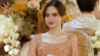 Harga Kalung Pertunangan Syifa Hadju Disorot, El Rumi Dinilai Totalitas