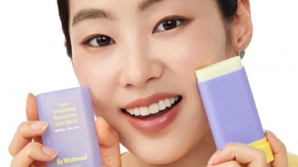 4 Rekomendasi Sunscreen Berbahan Bakuchiol, Anti-Aging Lembut untuk Kulit Sensitif