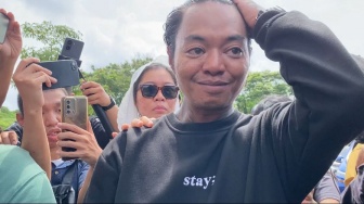 Reza Arap Tak Kuasa Menahan Diri, Tersungkur di Makam Lula Lahfah dan Ingin Ikut Sang Kekasih